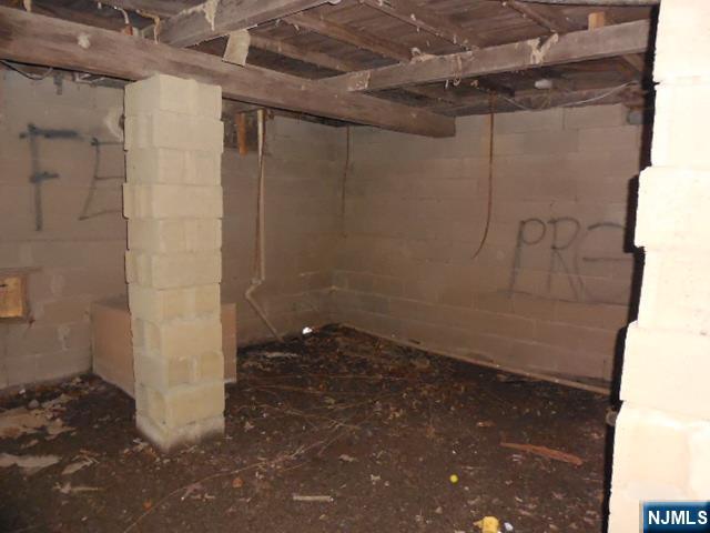 31 Brookside Road Wayne, NJ 07470 - Photo 14 of 17