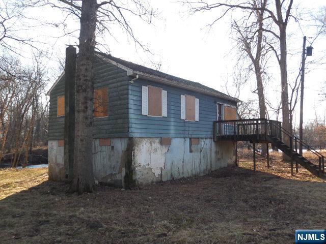 31 Brookside Road Wayne, NJ 07470 - Photo 2 of 17