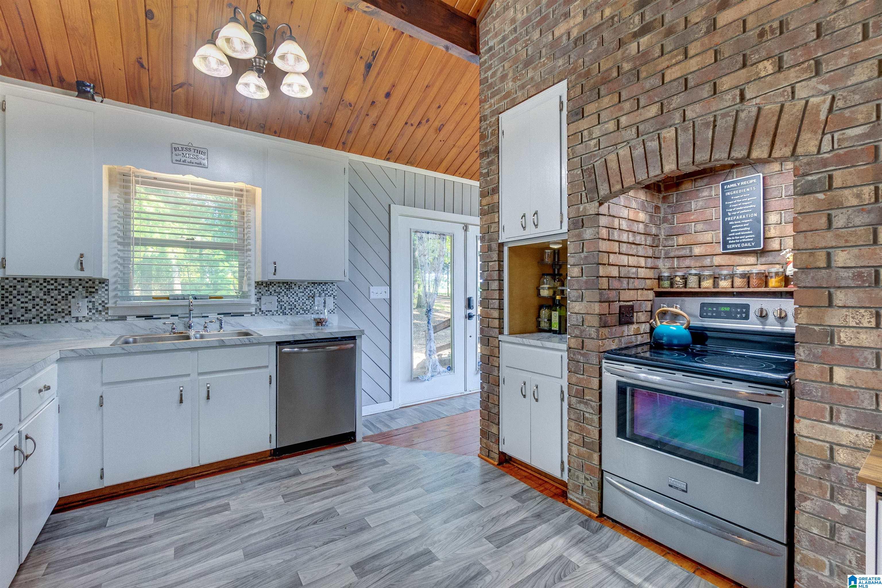 714 Pecan Road Plantersville, AL 36758 - Photo 18 of 49