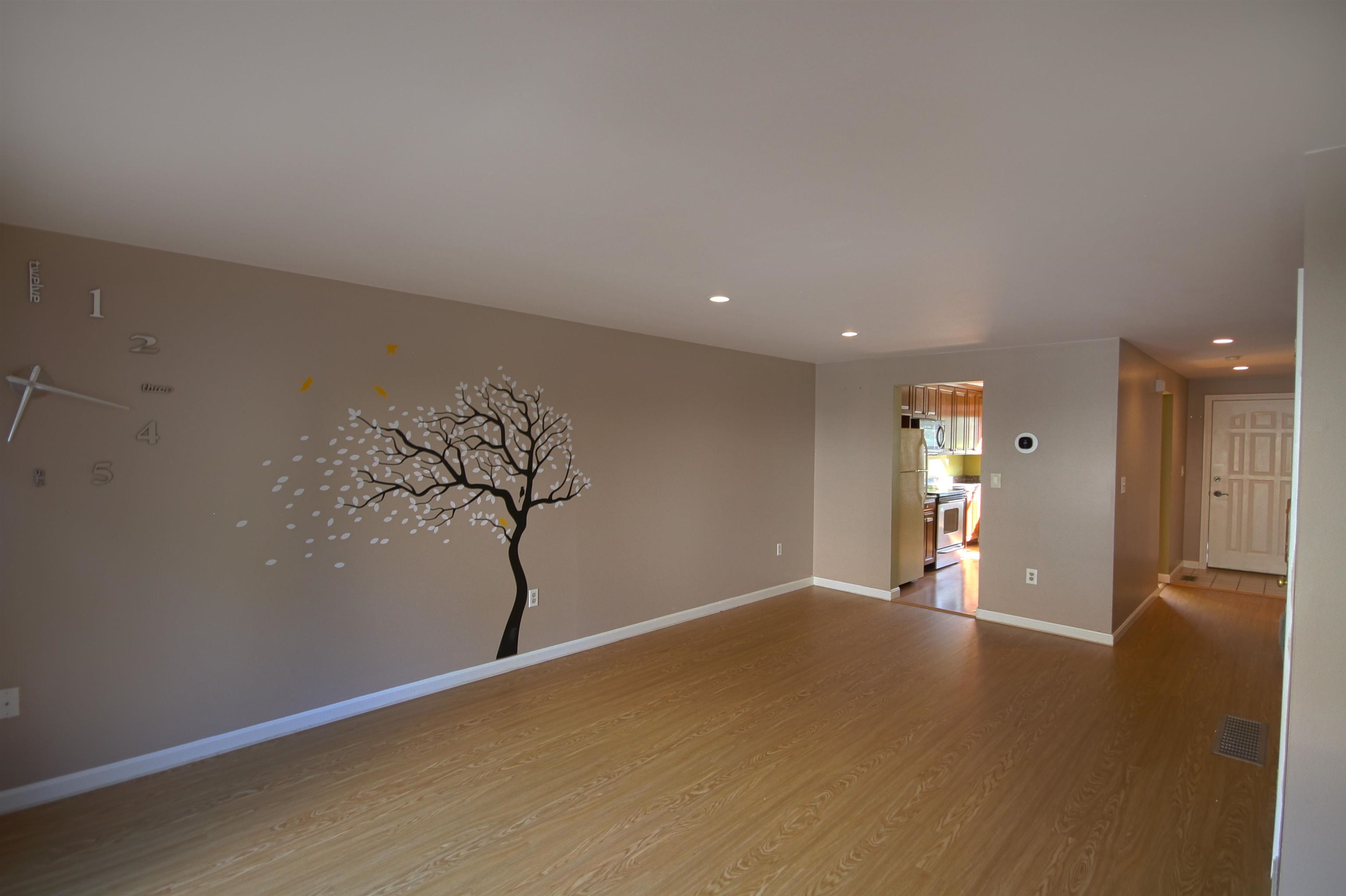 170 Bartemus Trail Nashua, NH 03063 - Photo 12 of 33