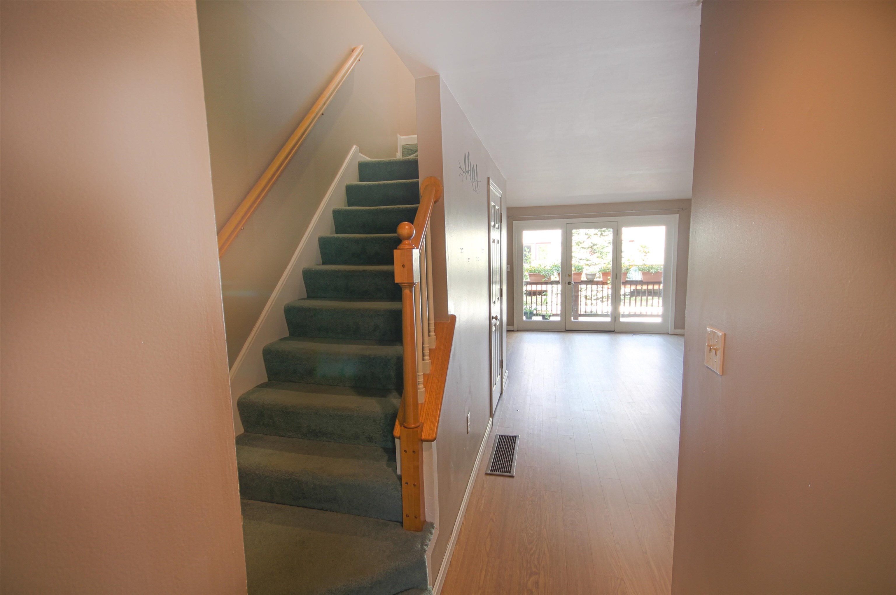 170 Bartemus Trail Nashua, NH 03063 - Photo 15 of 33