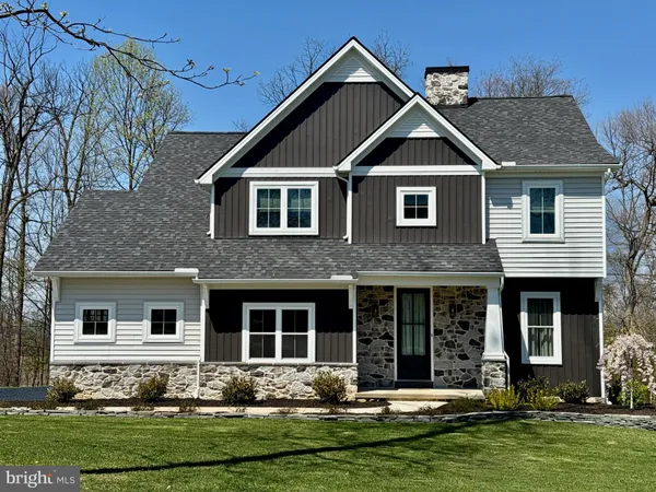 $560,000 | 4413 Lyn Wood Drive, Spring Grove, PA 17362