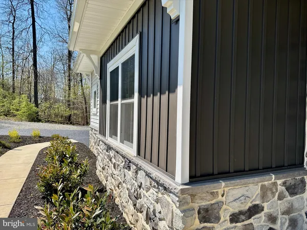 $560,000 | 4413 Lyn Wood Drive, Spring Grove, PA 17362