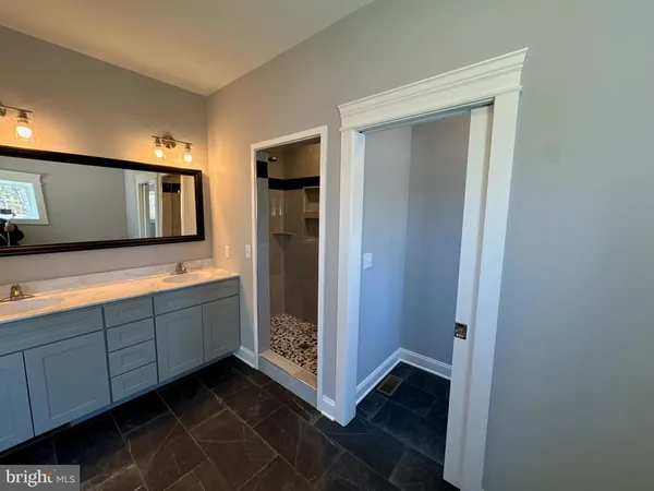 $560,000 | 4413 Lyn Wood Drive, Spring Grove, PA 17362