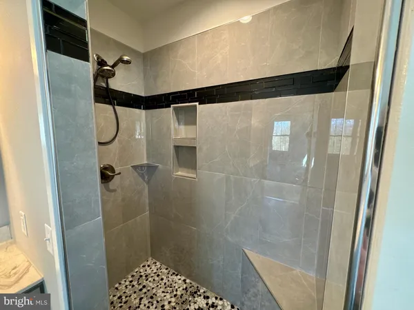 $560,000 | 4413 Lyn Wood Drive, Spring Grove, PA 17362