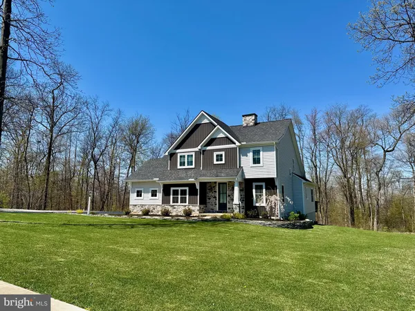 $560,000 | 4413 Lyn Wood Drive, Spring Grove, PA 17362