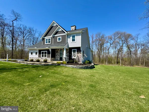 $560,000 | 4413 Lyn Wood Drive, Spring Grove, PA 17362