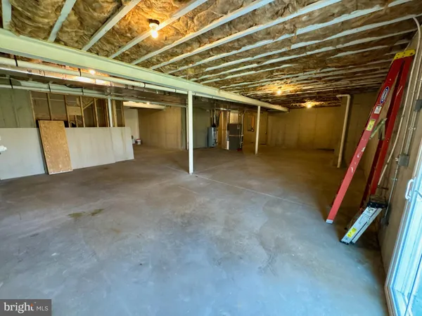 $560,000 | 4413 Lyn Wood Drive, Spring Grove, PA 17362