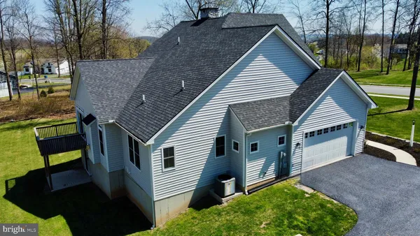 $560,000 | 4413 Lyn Wood Drive, Spring Grove, PA 17362