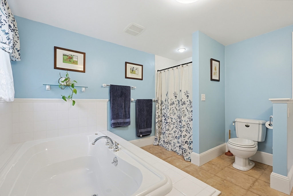 24 Riverside Place Walpole, MA 02081 - Photo 21 of 39