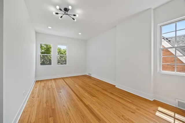 $328,900 | 11304 South Lowe Avenue, Chicago, IL 60628