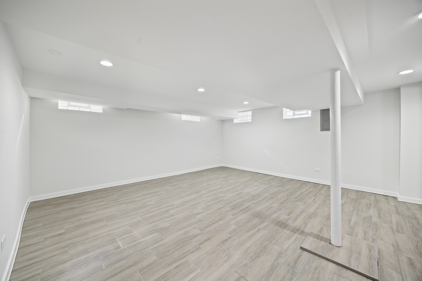 11304 South Lowe Avenue Chicago, IL 60628 - Photo 22 of 30