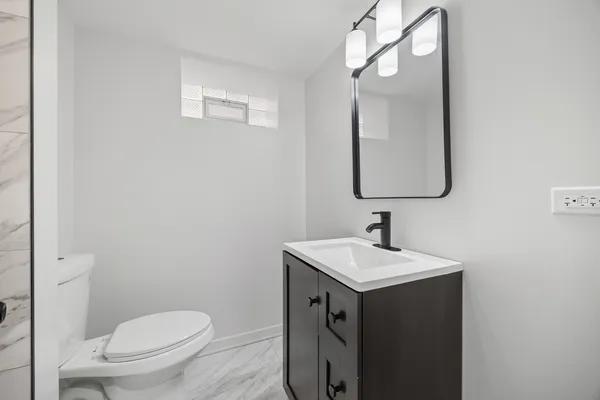 $328,900 | 11304 South Lowe Avenue, Chicago, IL 60628