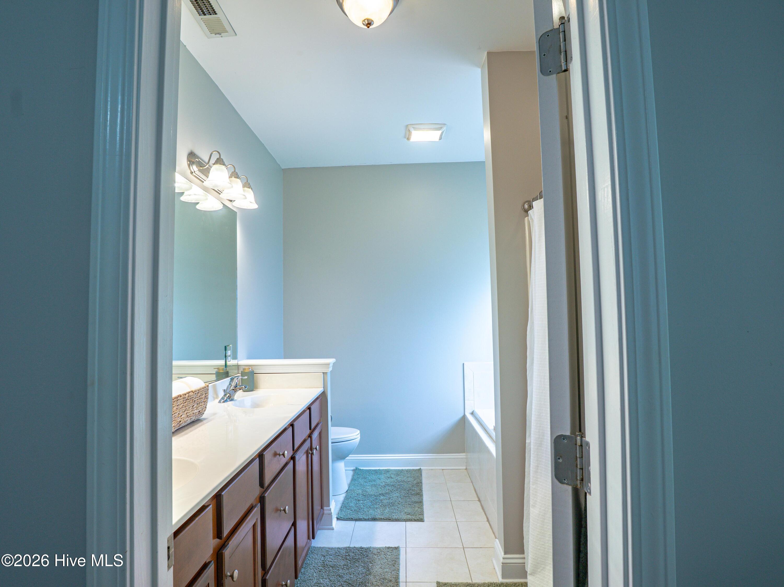 234 Emerald Ridge Road Jacksonville, NC 28546 - Photo 20 of 47 C5M01841-HDR