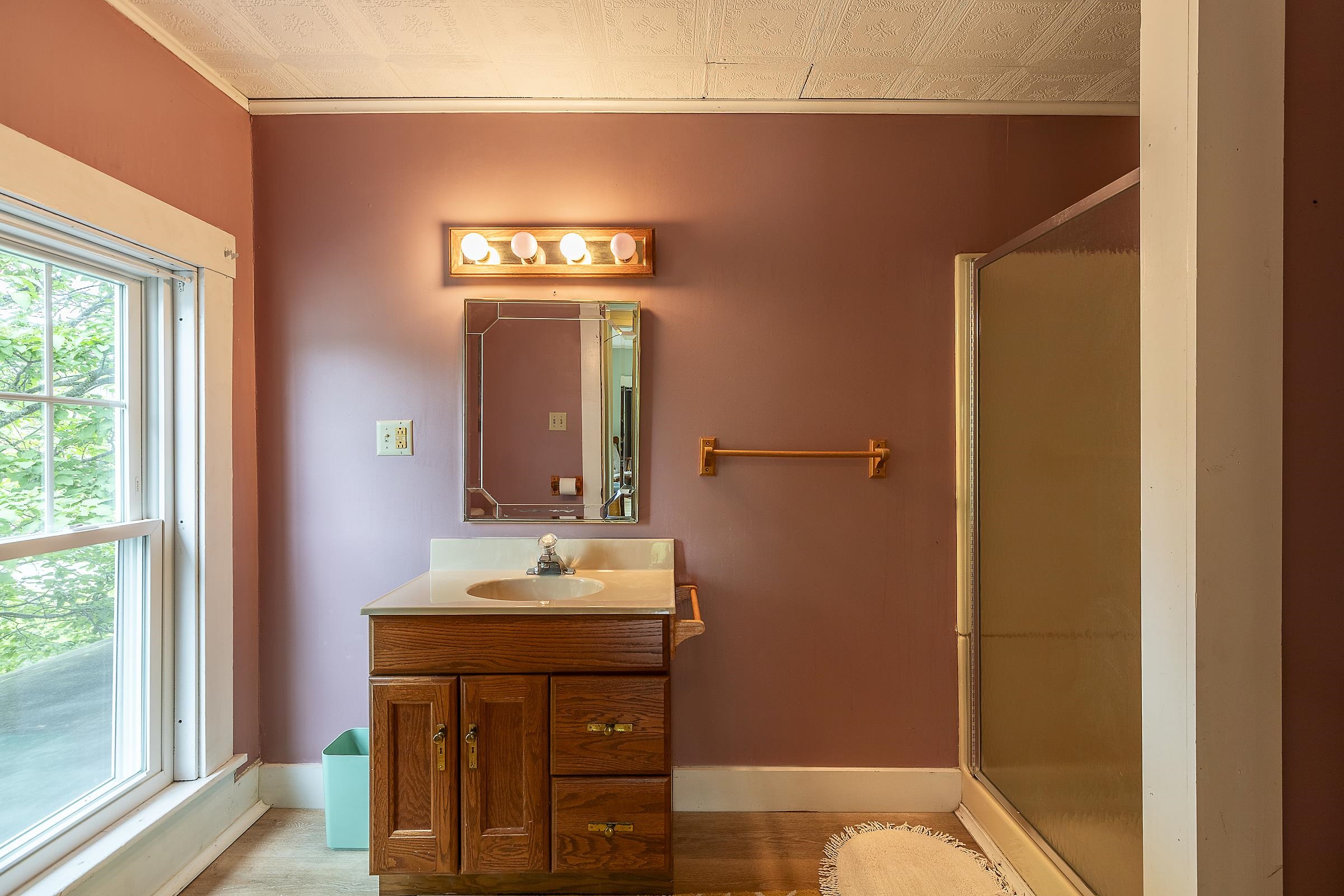 472 Main Street Chester, VT 05143 - Photo 23 of 60 Gallery Image 23