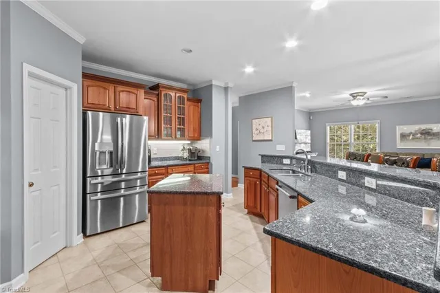 $775,000 | 100 Burkeview Court, Lexington, NC 27295