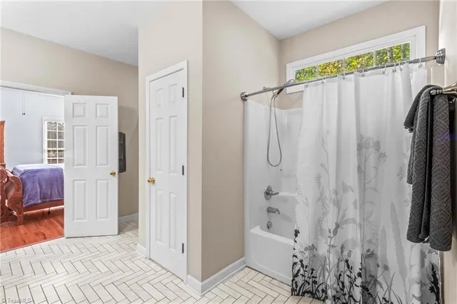 $775,000 | 100 Burkeview Court, Lexington, NC 27295