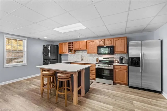 $775,000 | 100 Burkeview Court, Lexington, NC 27295