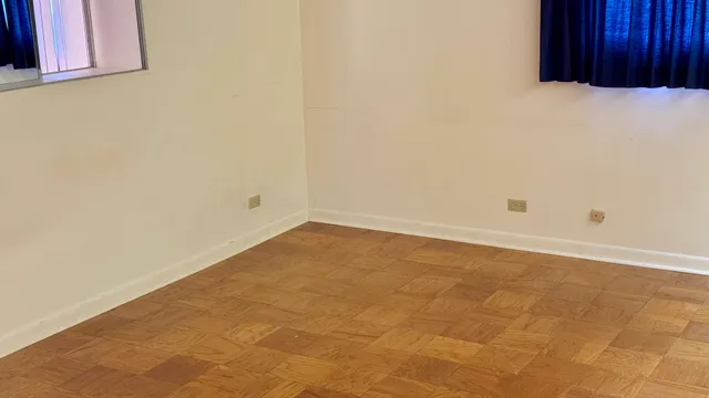 $3,400 | 304 East Hawthorne Drive, Unit 304, Round Lake Beach, IL 60073