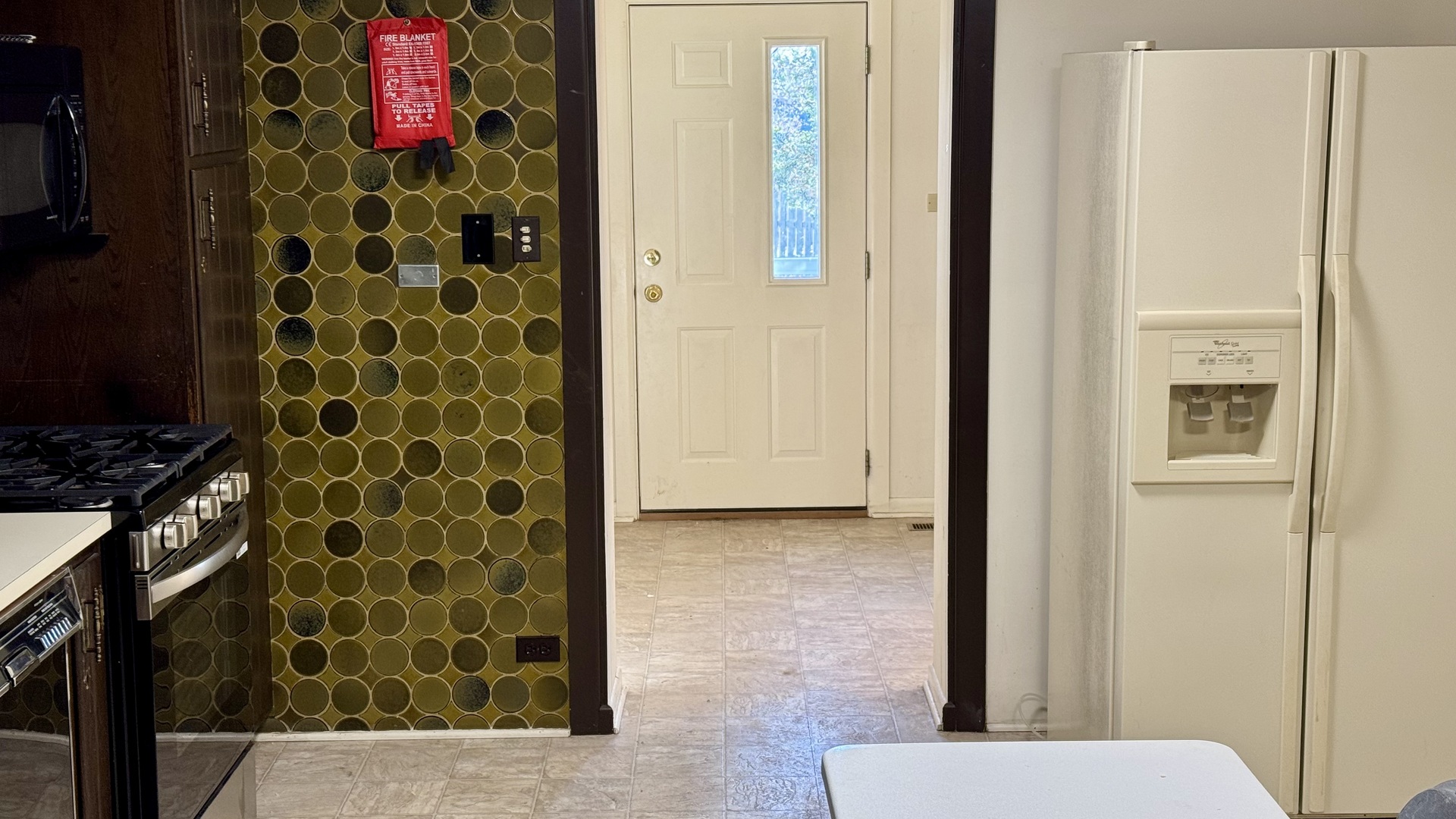 304 East Hawthorne Drive, Unit 304 Round Lake Beach, IL 60073 - Photo 17 of 19