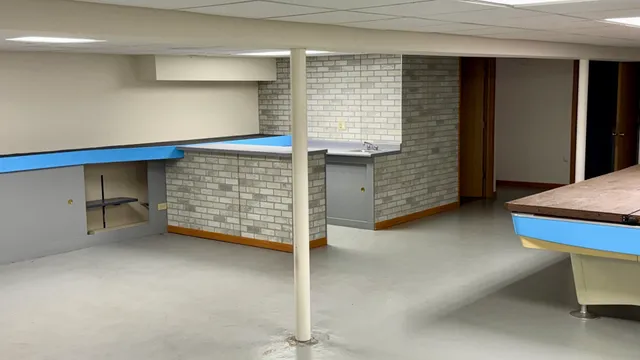 $3,400 | 304 East Hawthorne Drive, Unit 304, Round Lake Beach, IL 60073