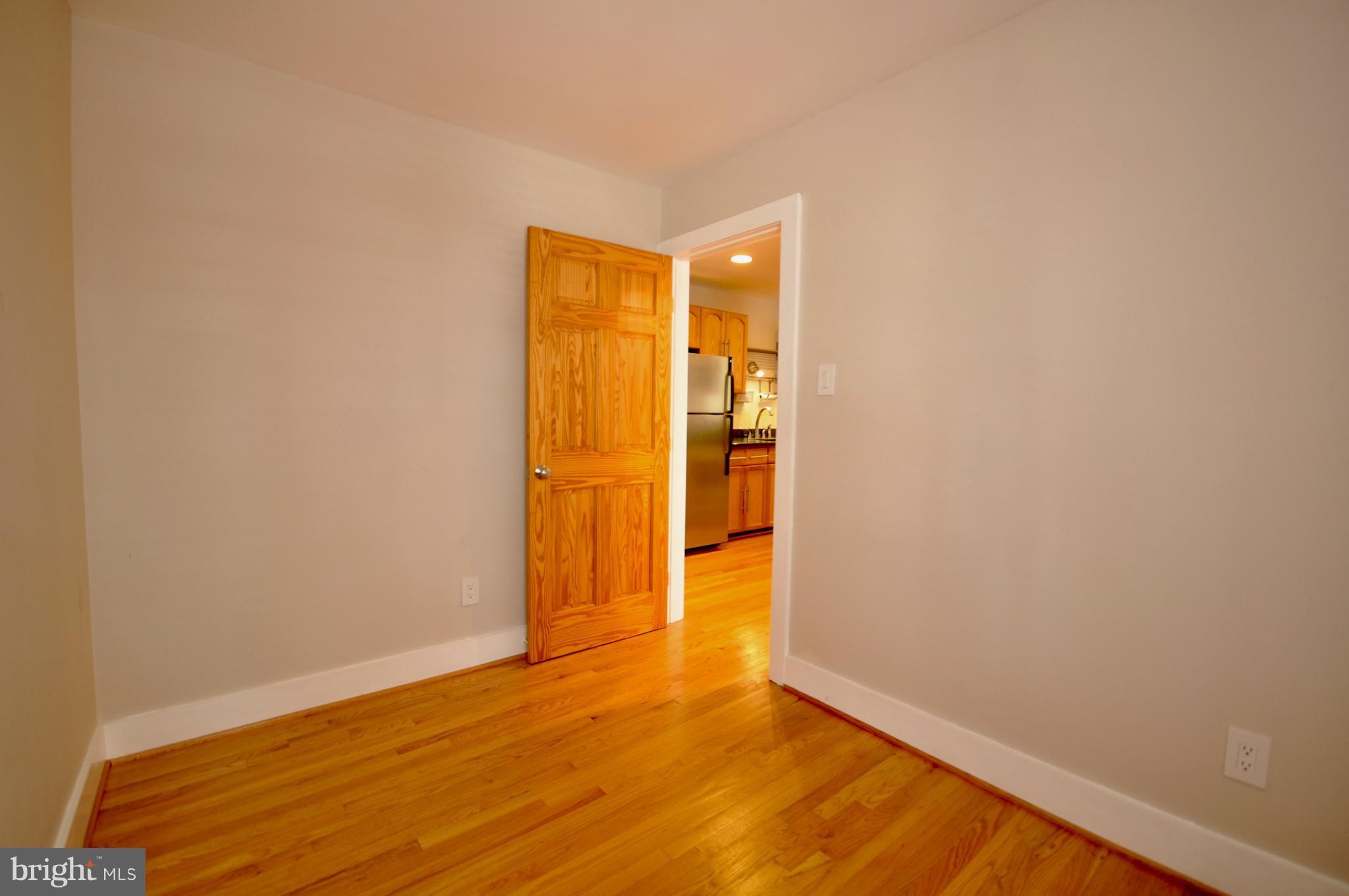 32 West Montgomery Street, Unit R8 Baltimore, MD 21230 - Photo 21 of 25 Perfect for Study or Occasional Guests