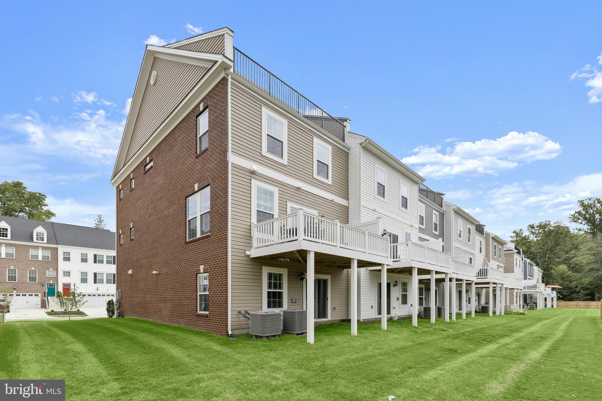 1732 Water Xing Road Pikesville, MD 21208 - Photo 53 of 58 Rear