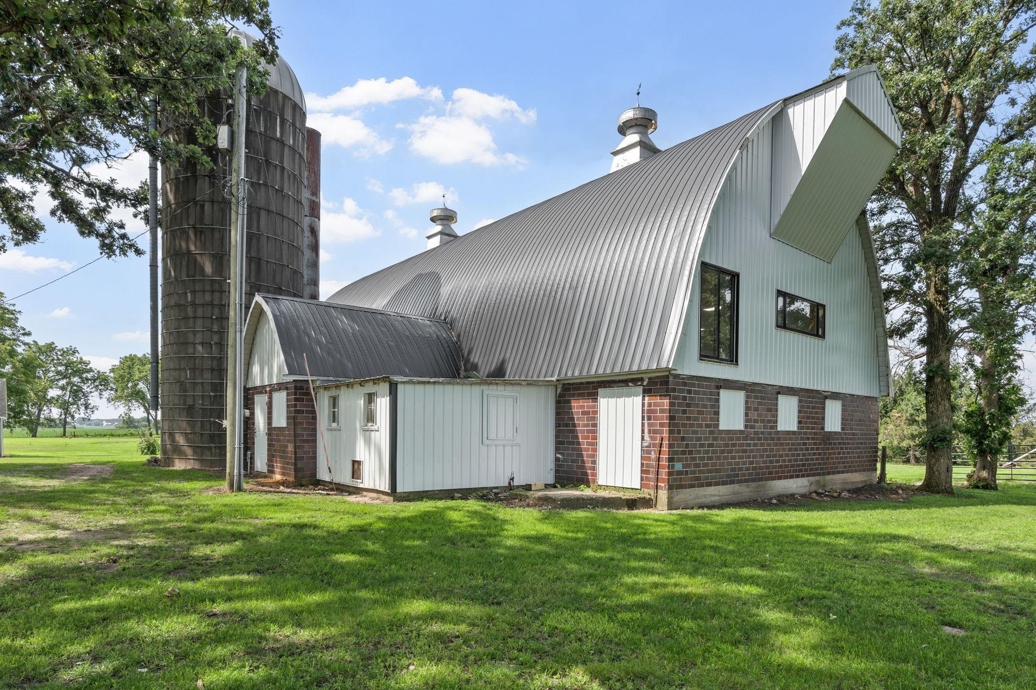 24975 Mower Freeborn Road Austin, MN 55912 - Photo 12 of 81