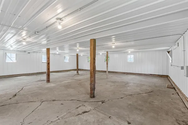 $569,900 | 24975 Mower Freeborn Road, Austin, MN 55912