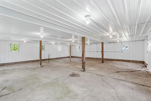 $569,900 | 24975 Mower Freeborn Road, Austin, MN 55912