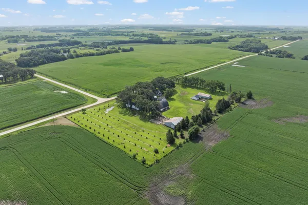 $569,900 | 24975 Mower Freeborn Road, Austin, MN 55912