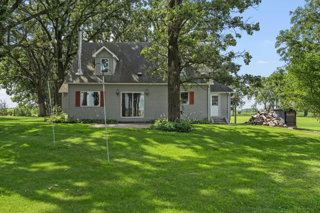 $569,900 | 24975 Mower Freeborn Road, Austin, MN 55912