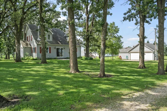 $569,900 | 24975 Mower Freeborn Road, Austin, MN 55912