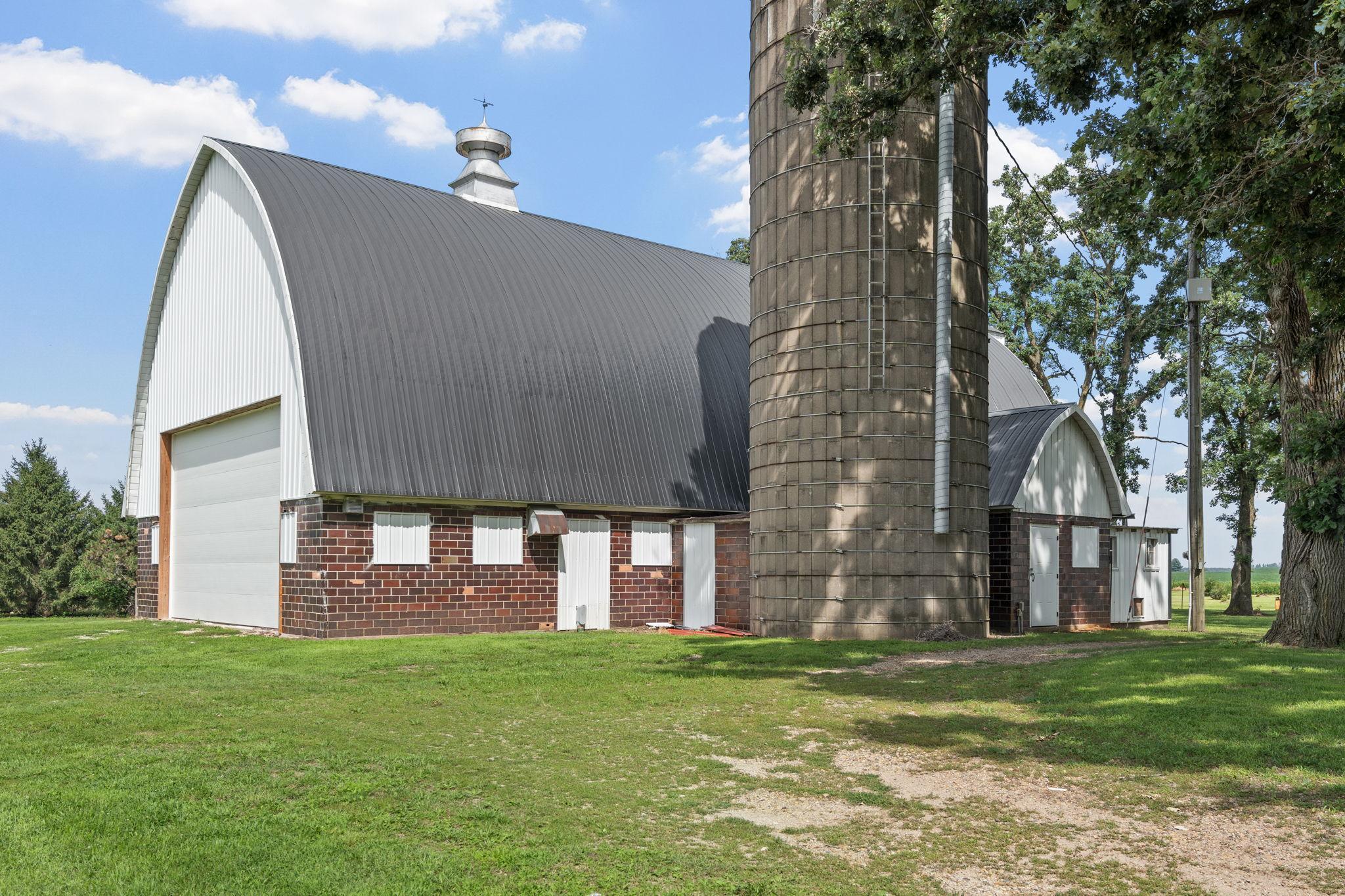 24975 Mower Freeborn Road Austin, MN 55912 - Photo 10 of 81