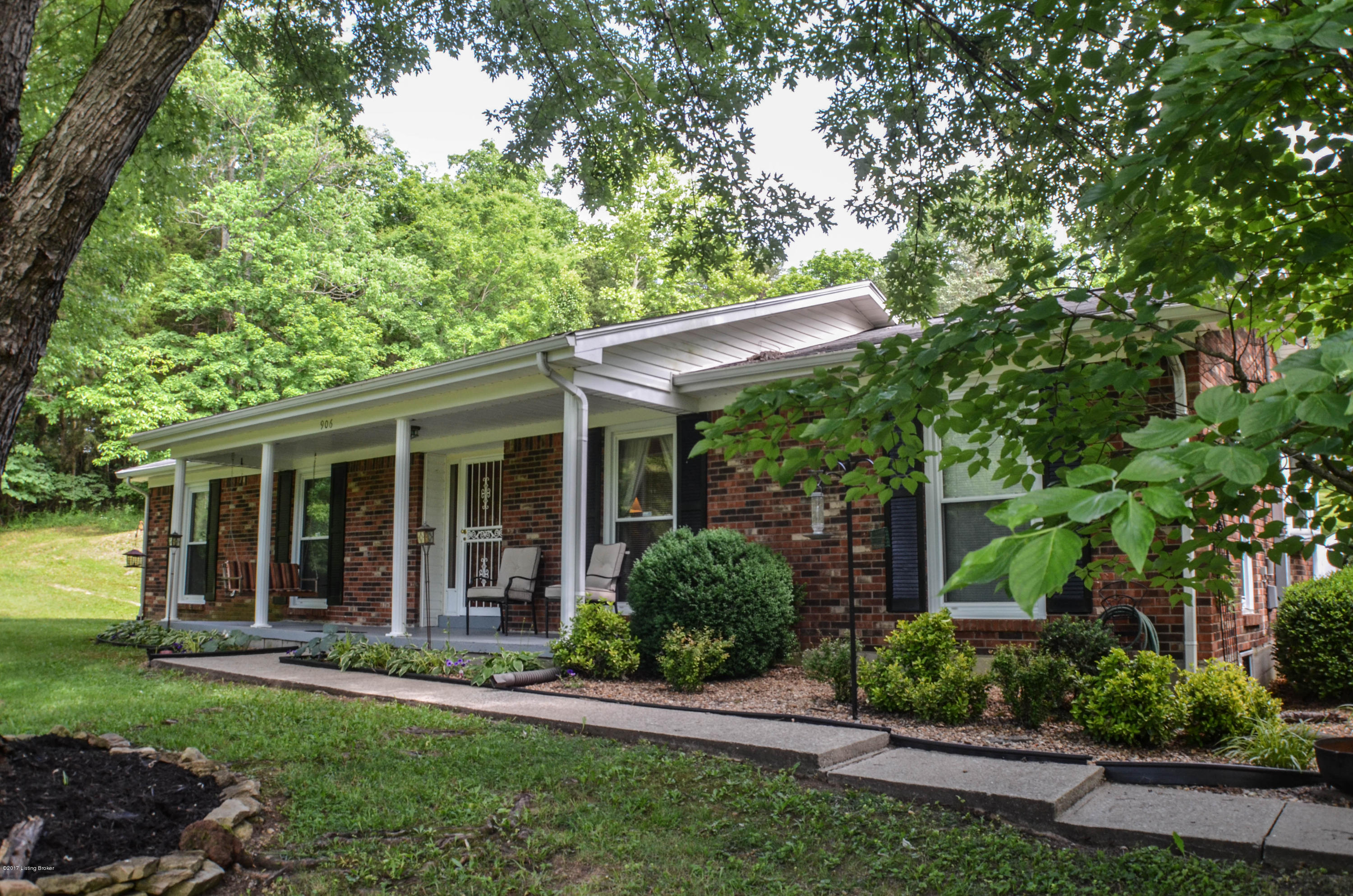 906 Ridge Road Shepherdsville, KY 40165 - Photo 1 of 36 906 Ridge Rd