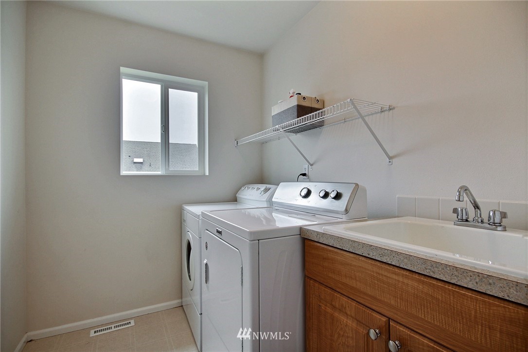 16963 166th Place Southeast Renton, WA 98058 - Photo 22 of 24 Gallery Image 22