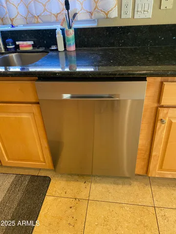 $540,000 | 3233 West Pleasant Lane, Phoenix, AZ 85041