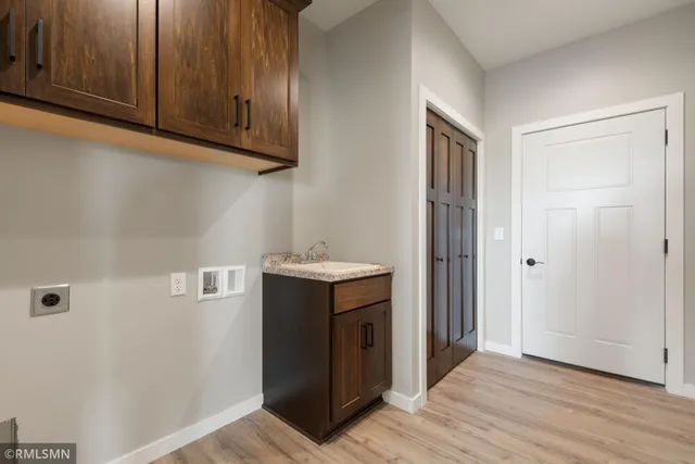 $485,000 | 1534 9th Avenue Southwest, Hutchinson, MN 55350