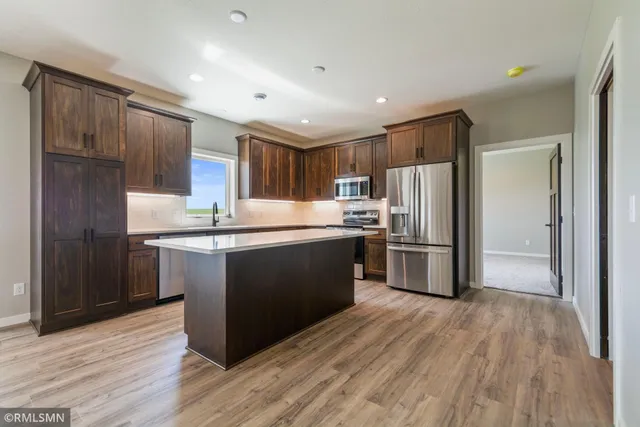 $485,000 | 1534 9th Avenue Southwest, Hutchinson, MN 55350