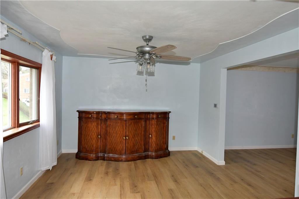 314 Pointview Road Pittsburgh, PA 15227 - Photo 7 of 29