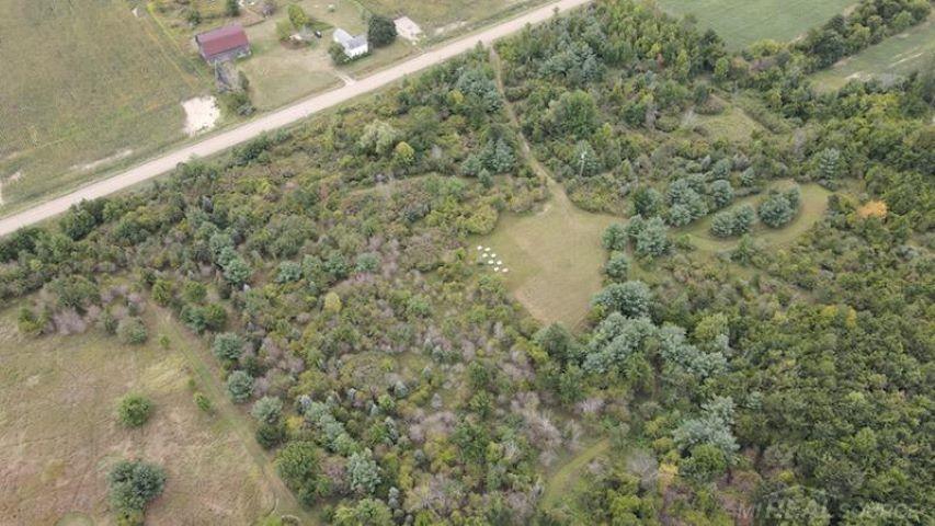 6653 Sheridan Line Road Lexington, MI 48450 - Photo 21 of 22 50088091-21.JPG