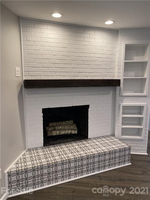 629 Thompson Road Rutherfordton, NC 28139 - Photo 5 of 10 a bedroom with a bed and a window