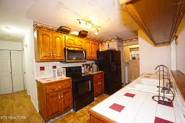 $299,900 | 2805 County Road 700, Riceville, TN 37370