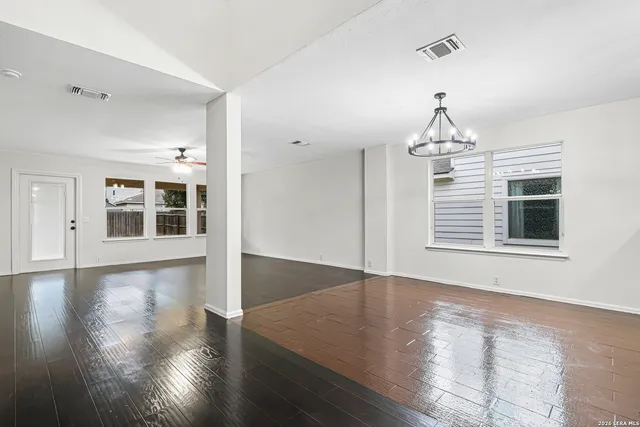 $2,400 | 3763 Browning, San Antonio, TX 78245