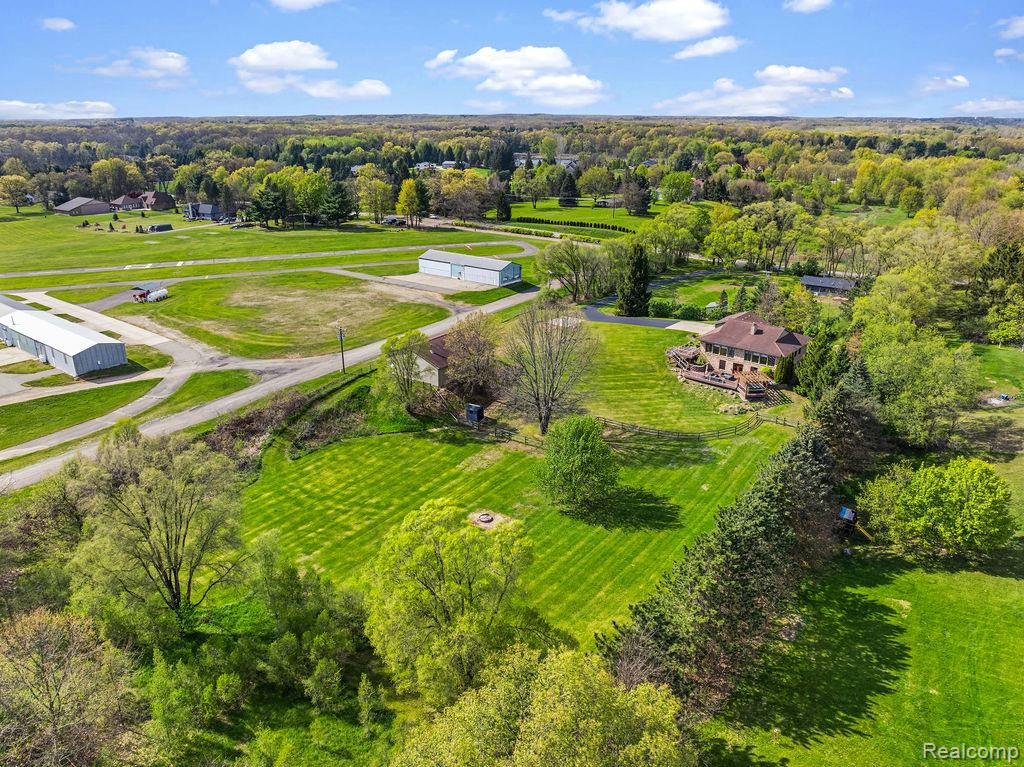 8742 Hyne Road Brighton, MI 48114 - Photo 61 of 65 Aerial view