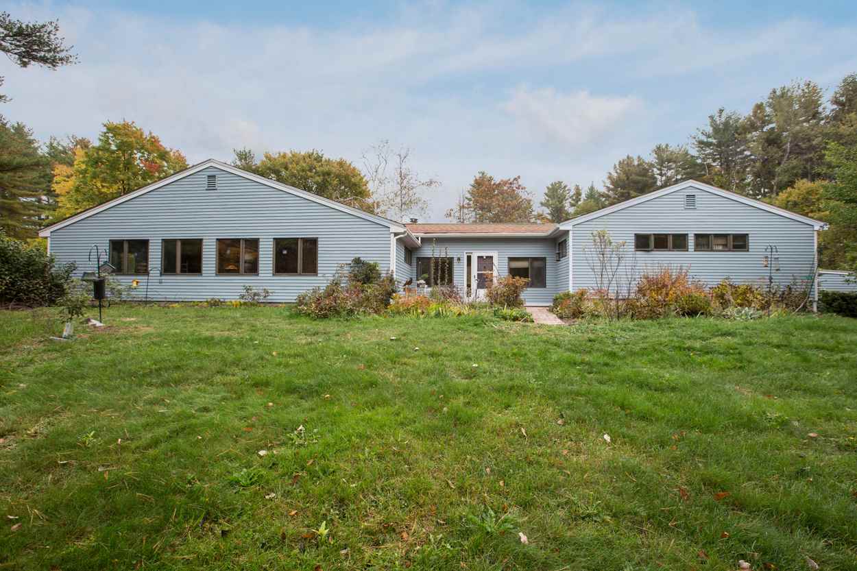 239 Exeter Road Hampton Falls, NH 03844 - Photo 3 of 39