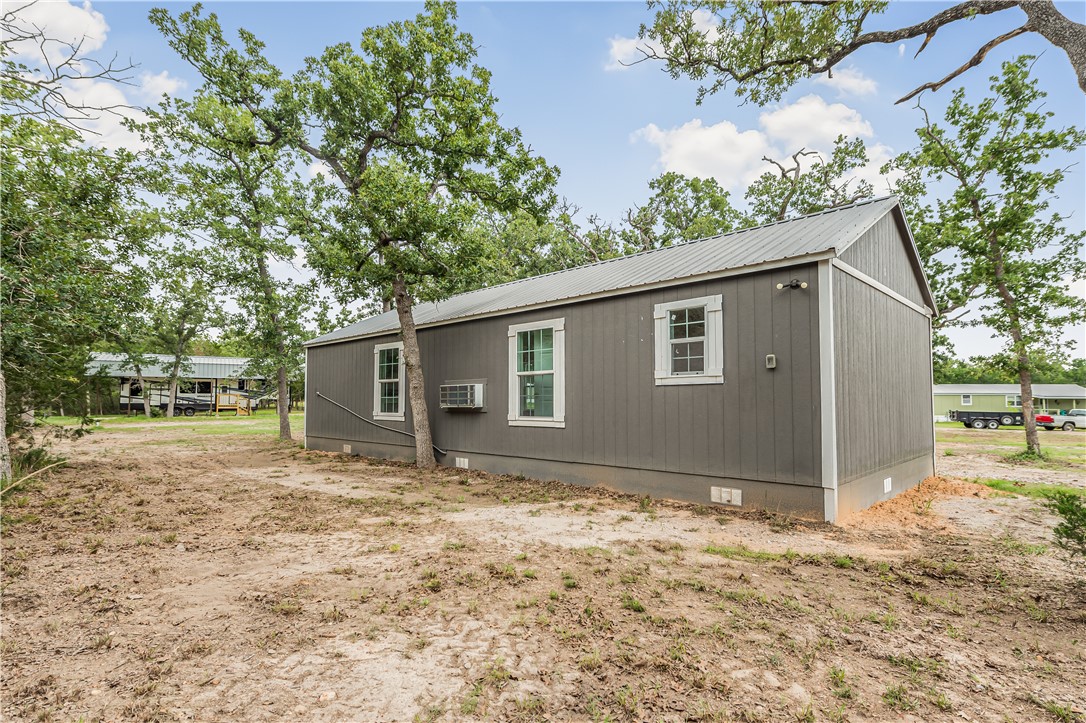 405 Wilderness Road Somerville, TX 77879 - Photo 13 of 19