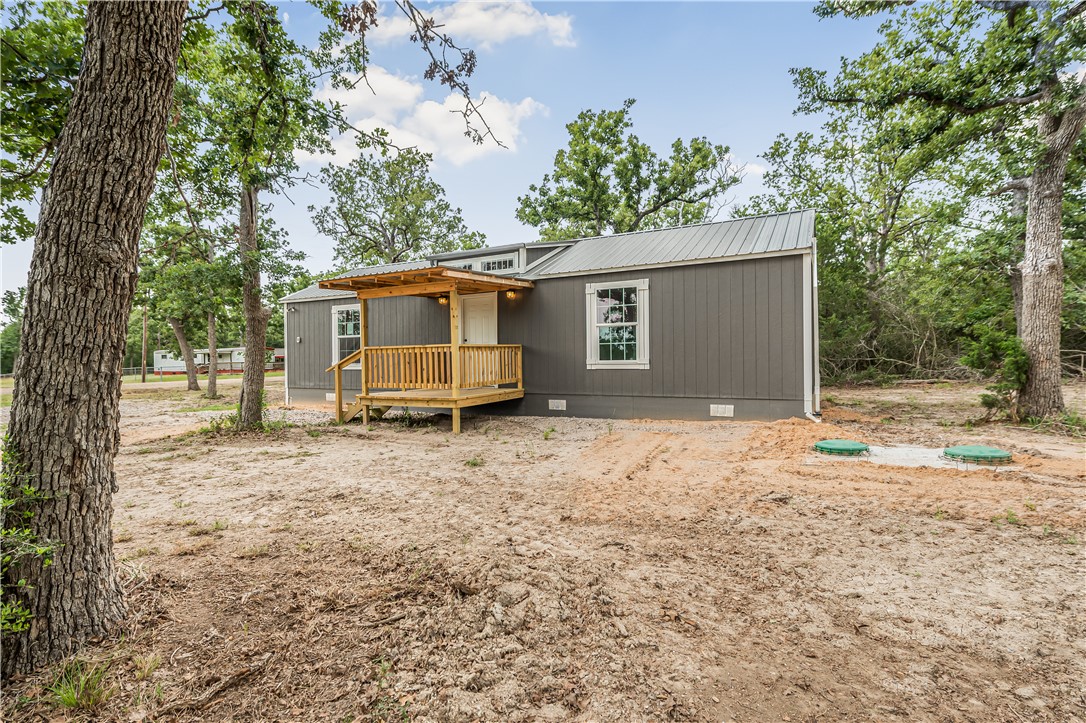 405 Wilderness Road Somerville, TX 77879 - Photo 17 of 19