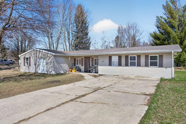 $179,000 | 4784 1st Street, Barryton, MI 49305