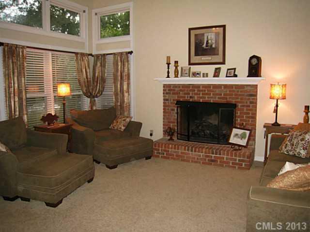 8207 Hunley Ridge Road Matthews, NC 28104 - Photo 6 of 16 Gallery Image 6